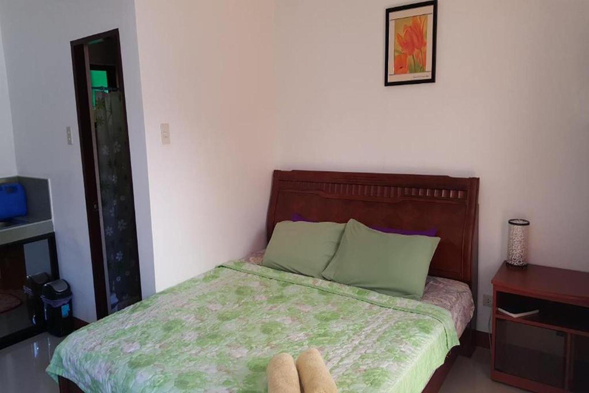 Citadel Bed And Breakfast Puerto Princesa Exterior foto
