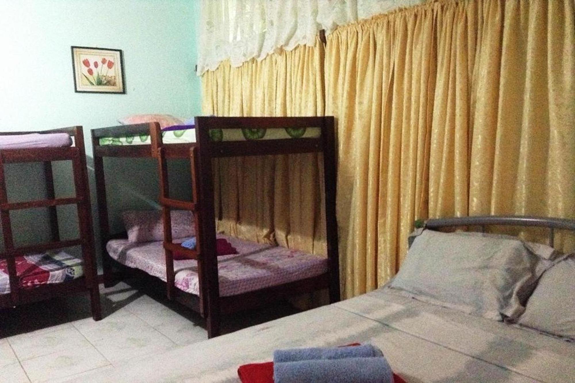 Citadel Bed And Breakfast Puerto Princesa Exterior foto