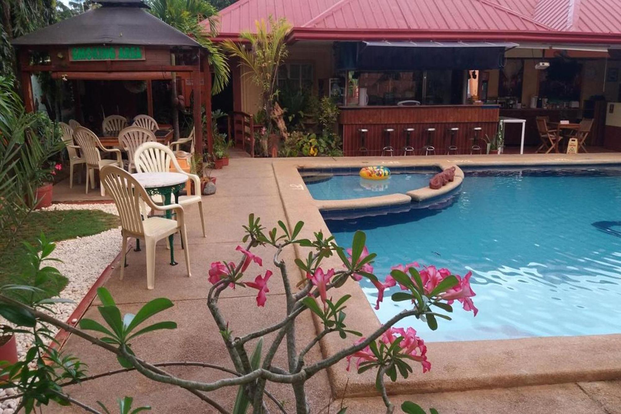 Citadel Bed And Breakfast Puerto Princesa Exterior foto