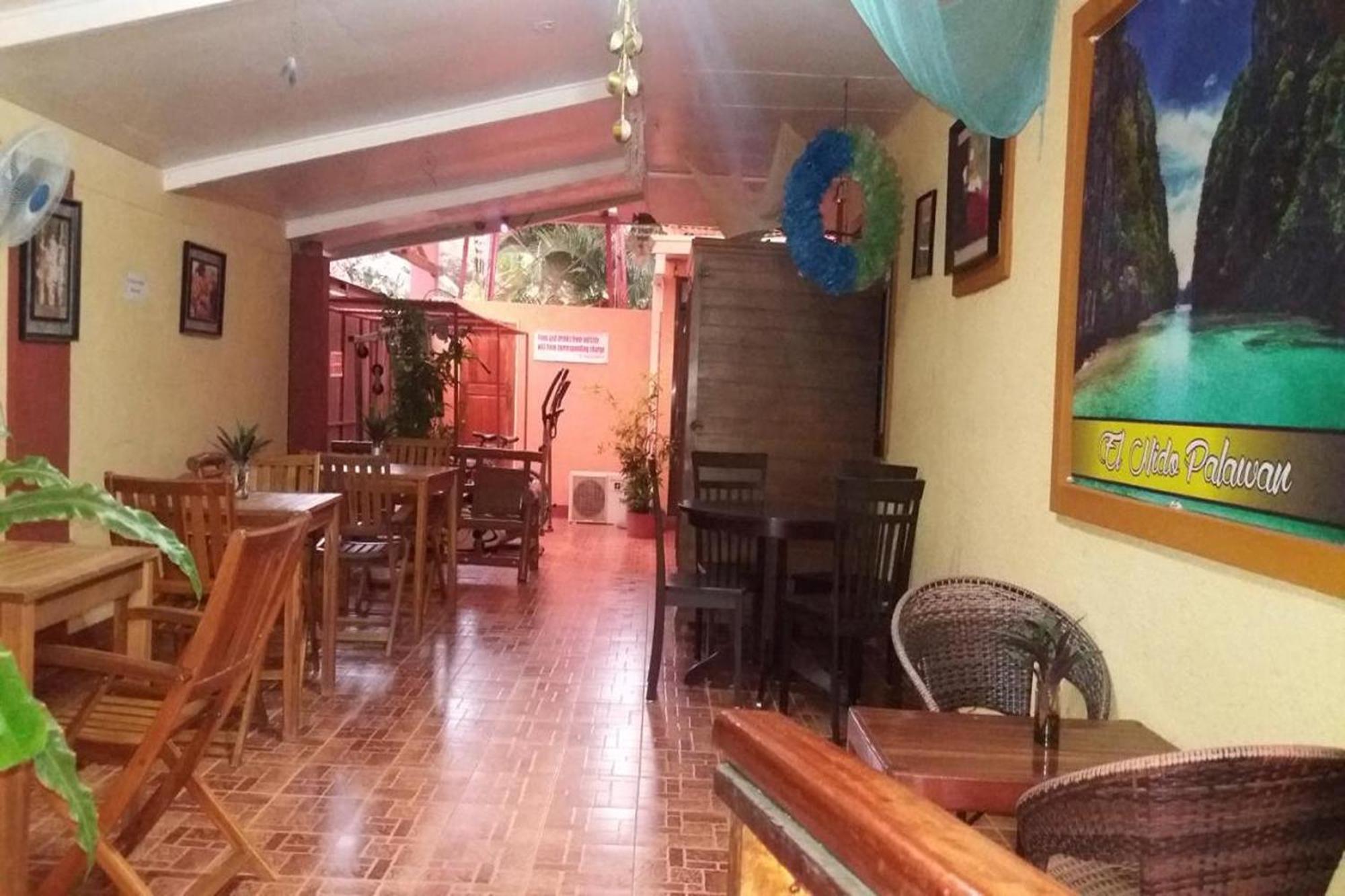 Citadel Bed And Breakfast Puerto Princesa Exterior foto