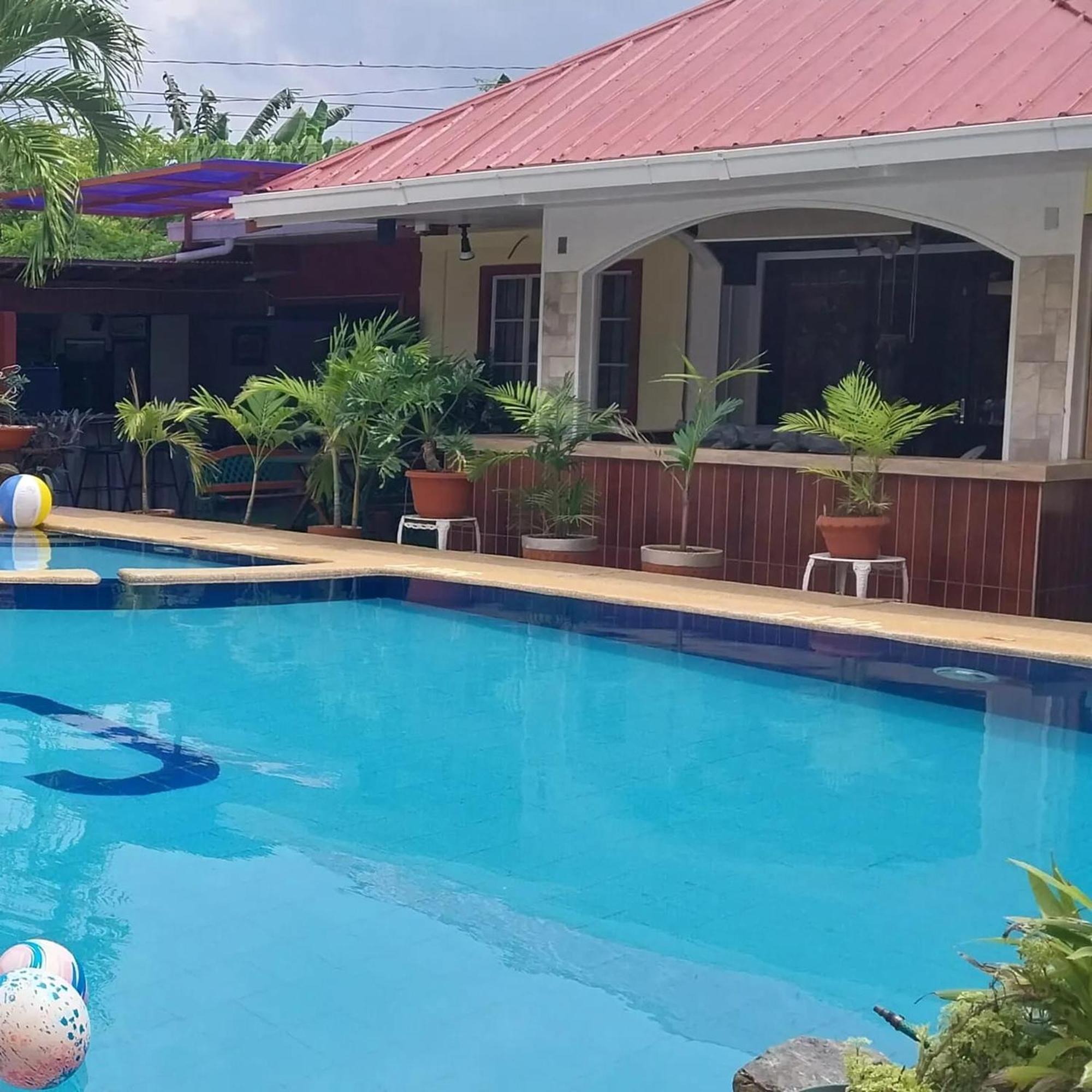 Citadel Bed And Breakfast Puerto Princesa Exterior foto