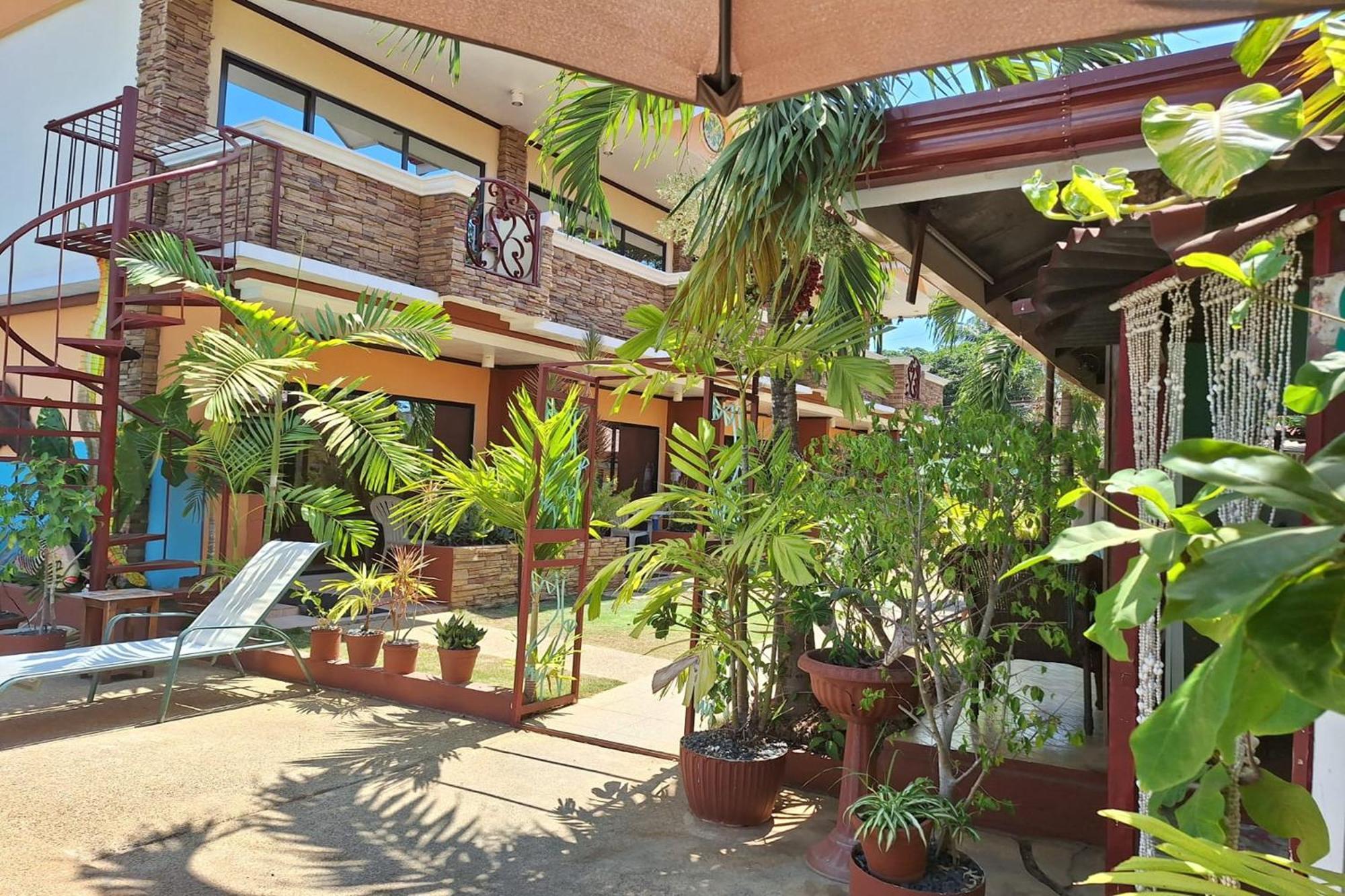 Citadel Bed And Breakfast Puerto Princesa Exterior foto